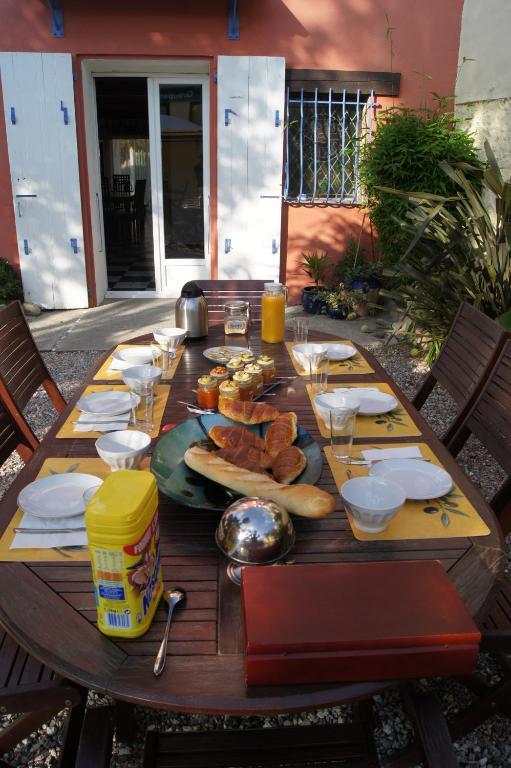 Bed and Breakfast L'Orangeraie Elne Esterno foto