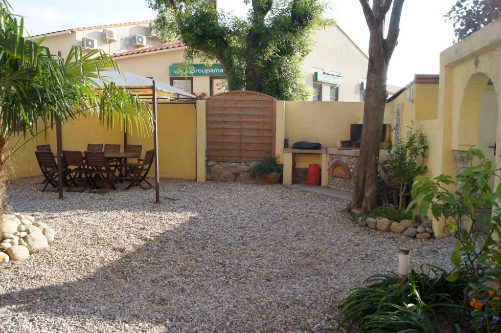 Bed and Breakfast L'Orangeraie Elne Esterno foto