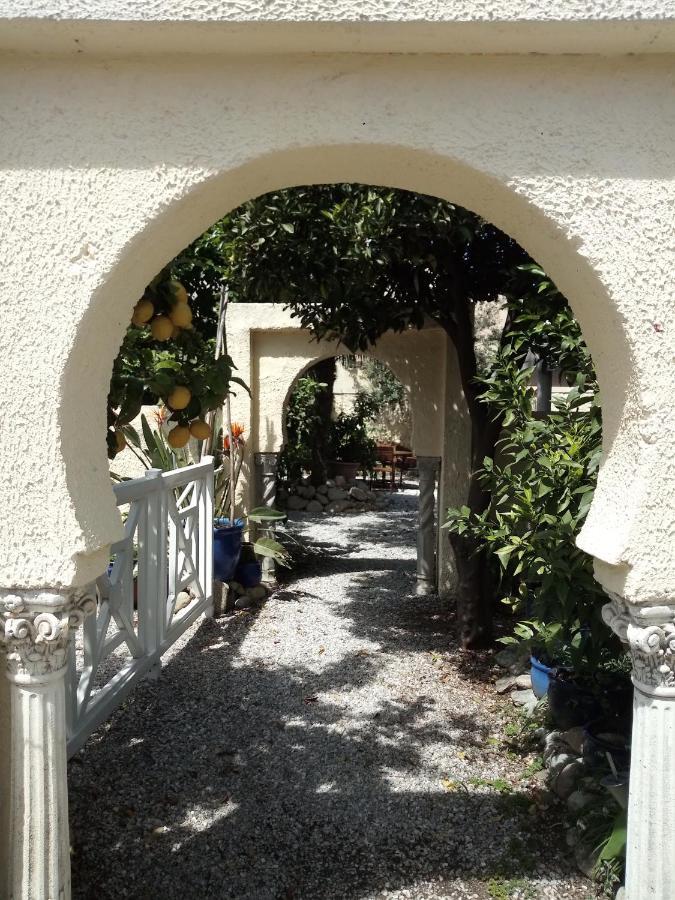 Bed and Breakfast L'Orangeraie Elne Esterno foto